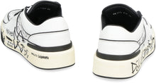 Load image into Gallery viewer, Leather low-top sneakers
