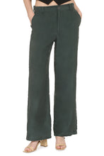 Load image into Gallery viewer, Silk trousers
