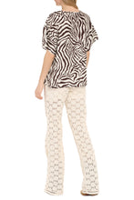 Load image into Gallery viewer, Sangria printed silk blouse

