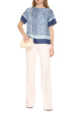 Load image into Gallery viewer, Printed silk blouse

