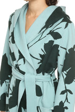 Load image into Gallery viewer, Learose wool coat
