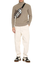 Load image into Gallery viewer, Wool turtleneck sweater
