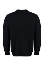 Load image into Gallery viewer, Long sleeve crew-neck sweater
