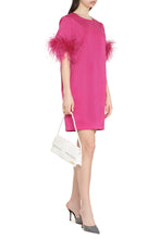 Load image into Gallery viewer, Feather dress
