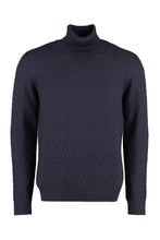 Load image into Gallery viewer, Turtleneck wool pullover
