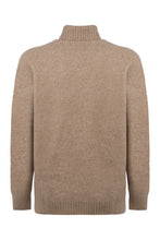 Load image into Gallery viewer, Turtleneck wool pullover
