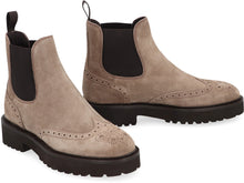 Load image into Gallery viewer, Suede ankle boots
