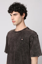Load image into Gallery viewer, Newington Cotton crew-neck T-shirt
