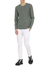 Load image into Gallery viewer, Long sleeve T-shirt

