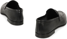 Load image into Gallery viewer, Leather loafers
