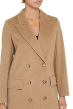 Load image into Gallery viewer, Elmi camel wool coat
