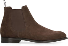 Load image into Gallery viewer, Suede Chelsea boots
