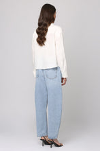 Load image into Gallery viewer, Eureka linen shirt
