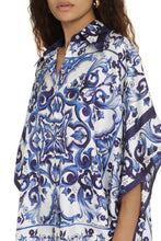 Load image into Gallery viewer, Printed silk blouse
