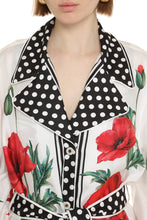 Load image into Gallery viewer, Printed silk blouse
