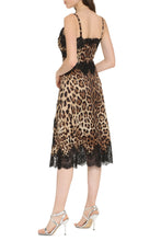 Load image into Gallery viewer, Printed satin dress
