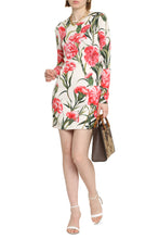 Load image into Gallery viewer, Printed silk dress
