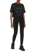 Load image into Gallery viewer, Logo detail cropped t-shirt
