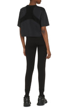 Load image into Gallery viewer, Logo detail cropped t-shirt
