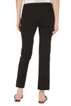 Load image into Gallery viewer, Fatina cropped trousers
