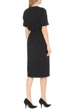 Load image into Gallery viewer, Midi dress with belt
