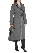 Load image into Gallery viewer, Double-breasted wool coat
