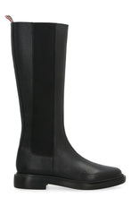 Load image into Gallery viewer, Leather Chelsea boots

