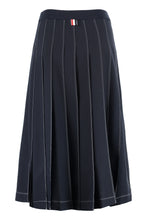 Load image into Gallery viewer, Wool pleated skirt
