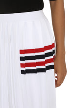 Load image into Gallery viewer, Pleated knitted skirt
