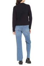 Load image into Gallery viewer, Long sleeve crew-neck sweater

