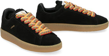 Load image into Gallery viewer, Curb Lite low-top sneakers
