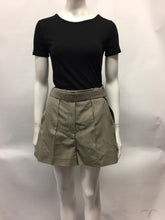 Load image into Gallery viewer, Wool shorts
