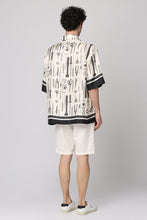 Load image into Gallery viewer, Printed silk shirt
