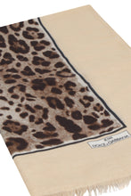 Load image into Gallery viewer, Modal and cashmere blend scarf
