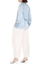 Load image into Gallery viewer, Silk blouse

