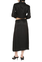 Load image into Gallery viewer, Silk shirt
