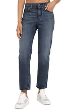 Load image into Gallery viewer, Boyfriend jeans
