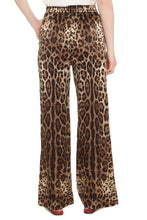 Load image into Gallery viewer, Printed silk pants
