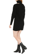 Load image into Gallery viewer, Wool and cashmere sweater
