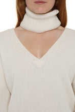 Load image into Gallery viewer, Wool and cashmere sweater
