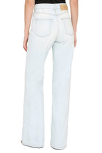 Load image into Gallery viewer, High-rise flared jeans
