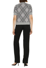Load image into Gallery viewer, Short sleeve sweater
