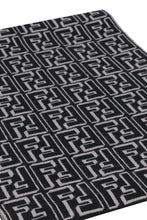 Load image into Gallery viewer, Wool jacquard scarf
