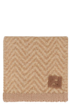 Load image into Gallery viewer, Scarf FF in alpaca
