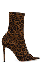 Load image into Gallery viewer, Leather ankle boots
