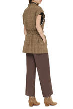 Load image into Gallery viewer, Checked linen vest
