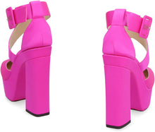 Load image into Gallery viewer, Gian satin sandals
