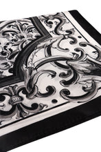 Load image into Gallery viewer, Printed silk scarf
