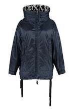 Load image into Gallery viewer, Greenlo reversible hooded down jacket
