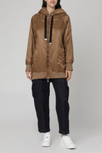 Load image into Gallery viewer, Greenma padded parka
